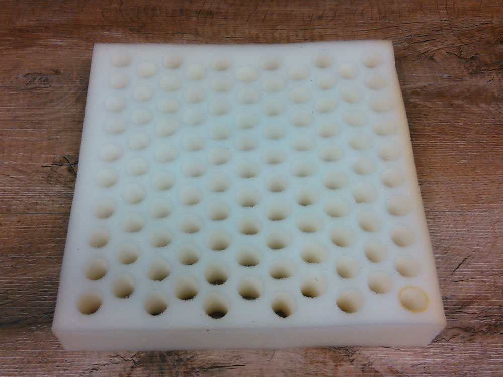 5 Quail Egg shipping foam With Top And Bottom 60 hole. 